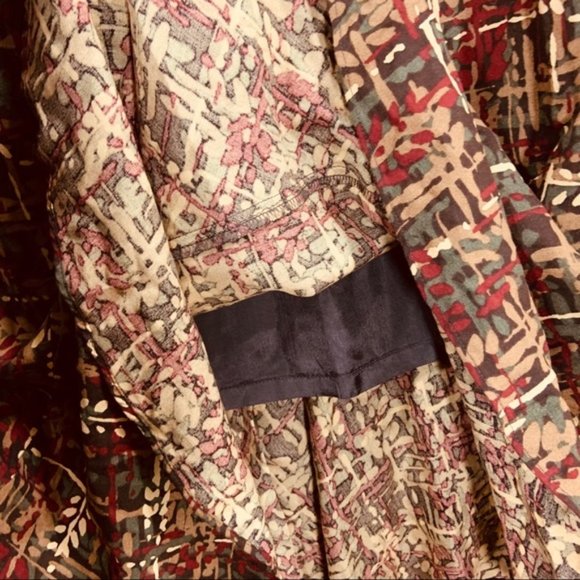 ✨3 for $20 Ann Taylor LOFT Patterned Skirt Size 12 - Picture 4 of 8